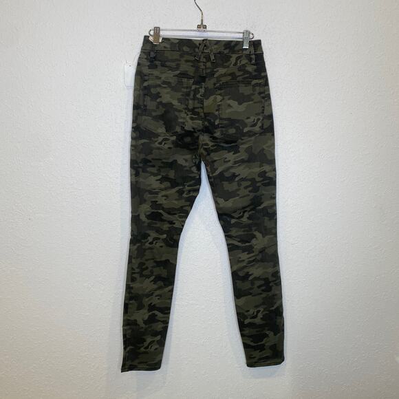 Good American Camouflage Skinny Jeans - Picture 5 of 15